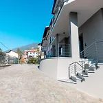 Symphony House By Design Apartmán Bellano